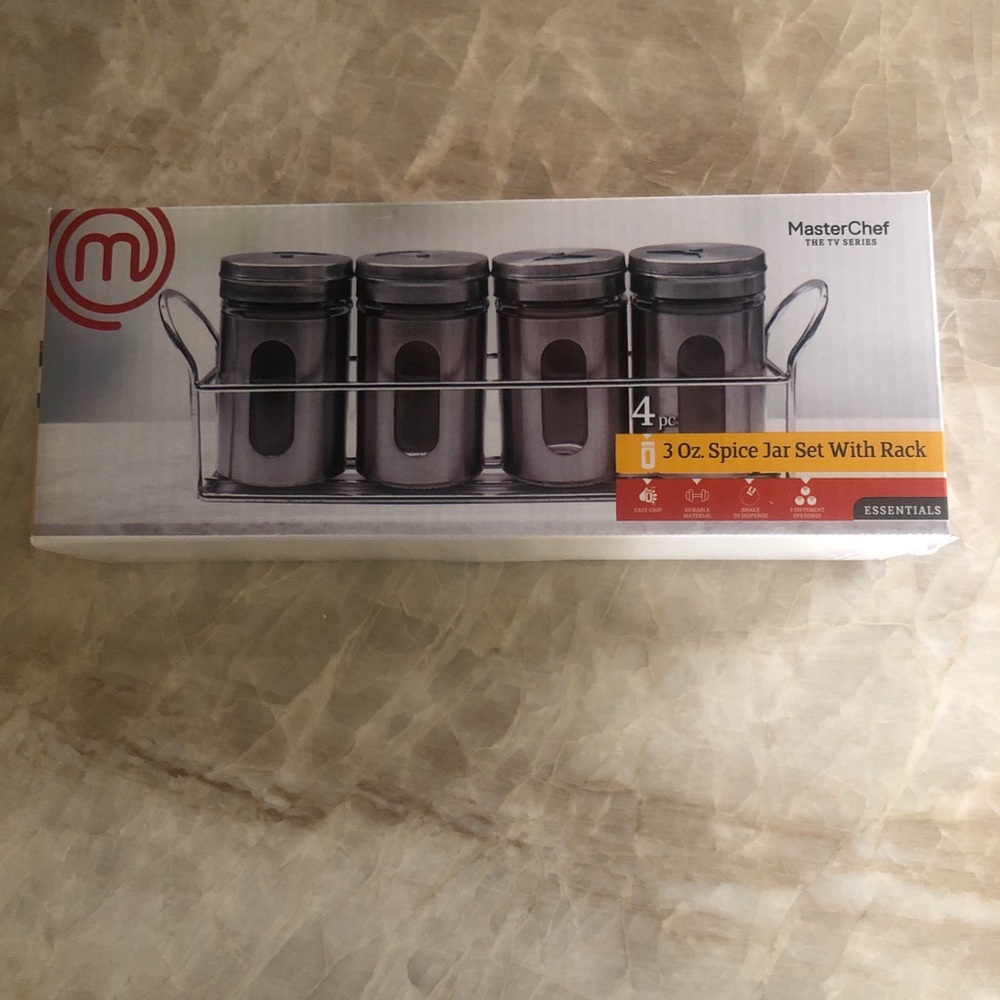 Master Chef TV Series Stainless Steel 3OZ.  Spice Jar Set Of 4 With Rack NEW!